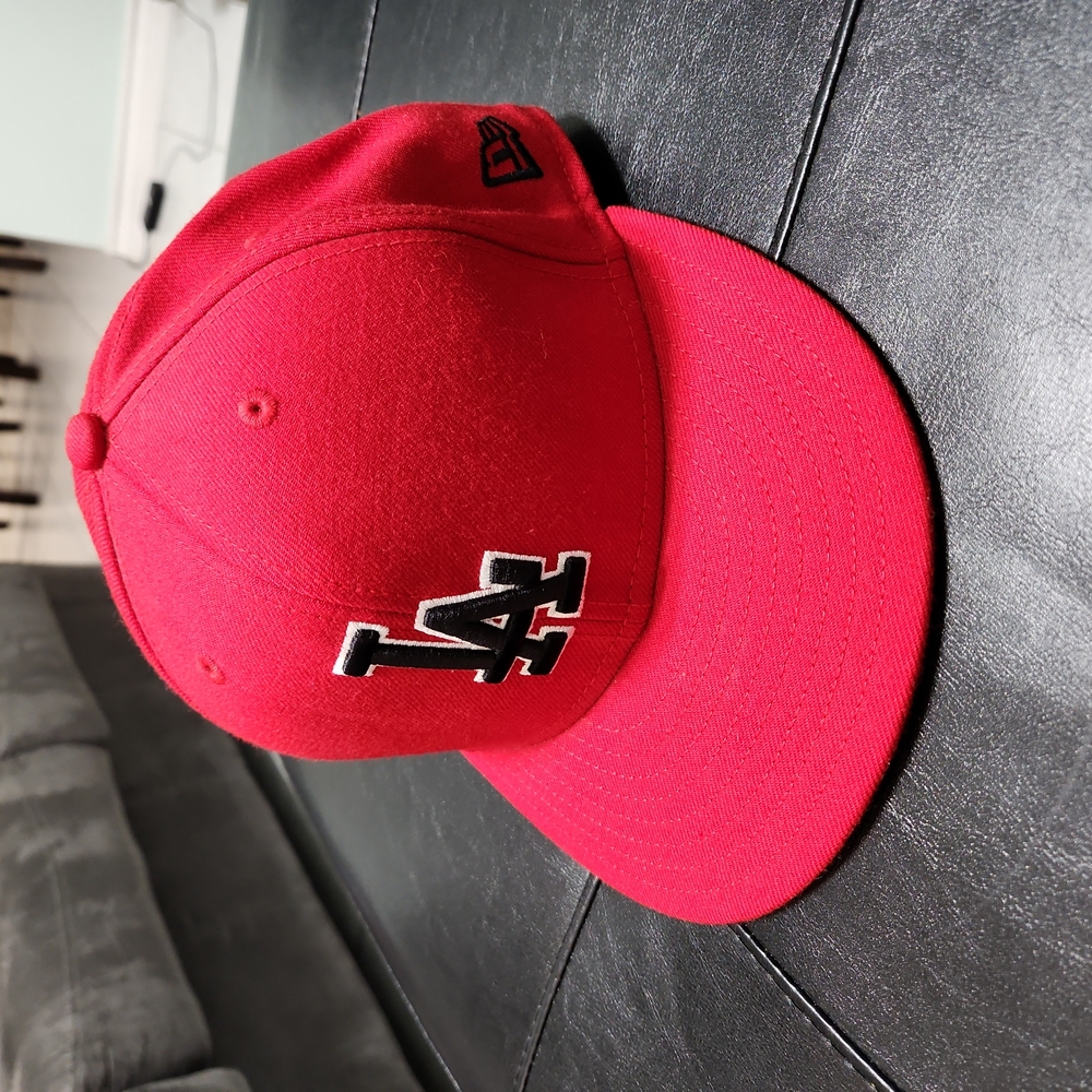 Red LA dodgers New Era hat size 7